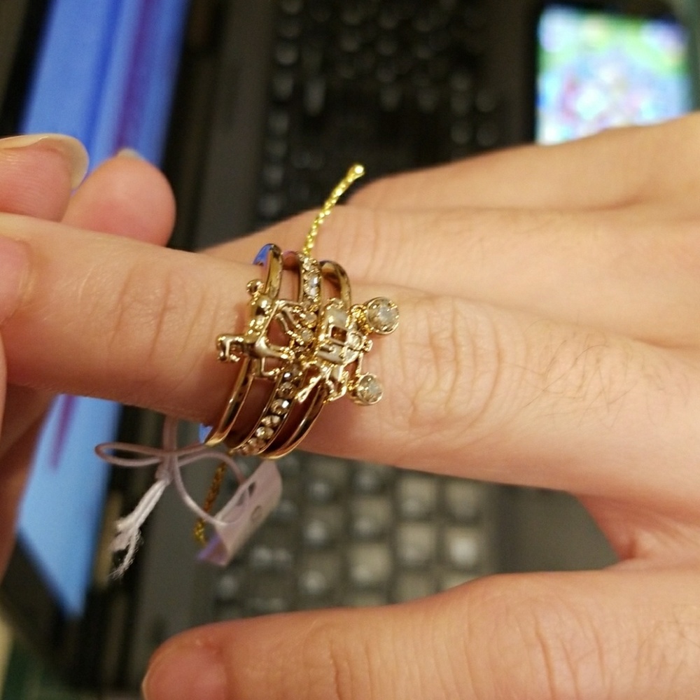 Coach Pave Horse And Carriage Ring Set